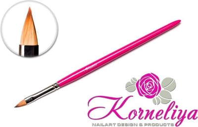 Korneliya Penseel Pasta Designer