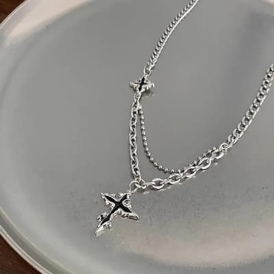 Collier Punk Croix Noire Pour Hommes Femmes Tendance Chaîne en Acier Titane Pendentif Pull Bijoux Hip Hop Accessoires Cool gray