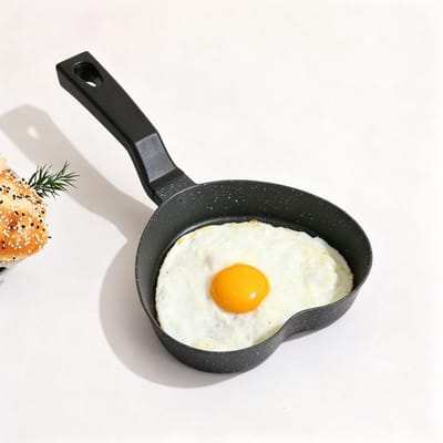 Hartvormige koekenpan - Mini ontbijtpan - Keuken koken - Uniek hartvormig ontwerp - Mini formaat - Zwart