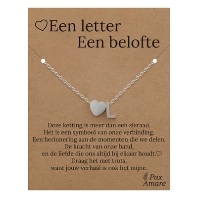 Letter L ketting op Cadeau Kaartje - Een letter, een belofte - 45cm Zilverkleurig Stainless Steel - Initiaal & Hartje Hanger - Pax Amare