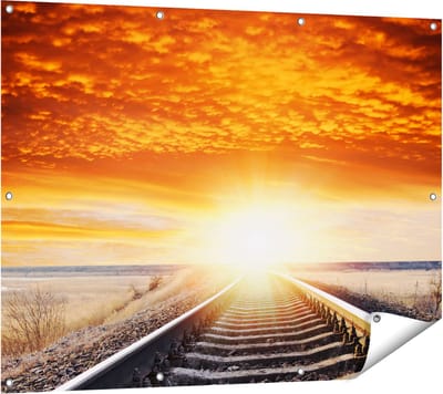 Gards Tuinposter Rails Spoorweg bij Zonsondergang - 120x90 cm - Tuindoek - Tuindecoratie - Wanddecoratie buiten - Tuinschilderij
