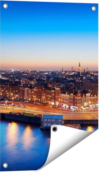 Gards Tuinposter Amsterdam Centrum in de Nacht - 40x60 cm - Tuindoek - Tuindecoratie - Wanddecoratie buiten - Tuinschilderij