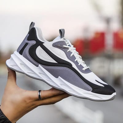 Lente en Zomer Nieuwe Herenschoenen Mesh Ademende Sportschoenen Lage Top Casual Schoenen Koreaanse Versie Heren Zachte Zool Hardloopschoenen Heren 44