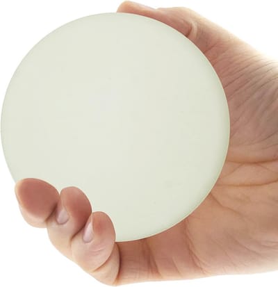 Grote 2 Stks Deur Bumper Zelfklevende Sticker - Sterke Muurbeschermer en Deurknop Stopper 3.2 Inch Rubber Rond - Witte Siliconen Set