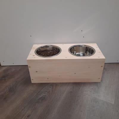 Houten honden voerbak en drinkbak “Dommel” - nieuw steigerhout - voor de hond