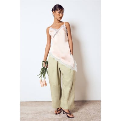 boohoo Dames Asymmetrische Zoom Kant Satijn Hemdje Top | Perzik | Maat: 38