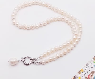 Jeannette-Creatief® - Parelketting - Zoetwaterparels - Wit - 48 cm - 7-9 mm - Boeislot - Bedel - Zilverkleurig