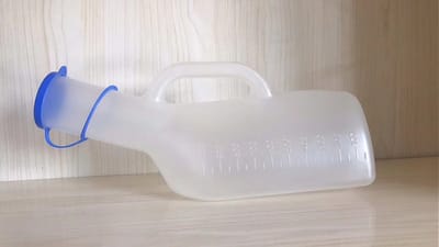 Urinefles - Plasfles - Urinaal - Voor Mannen - 1 liter inhoud - afsluitbaar. De meest verkochte plasfles van Europa!