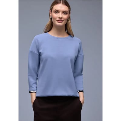 Shirt met zijdeachtige look en details