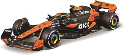 Formule 1 Schaalmodel MCL38 #4 van Lando Norris - Diecast 1:43 met Helm en Displaykoffer