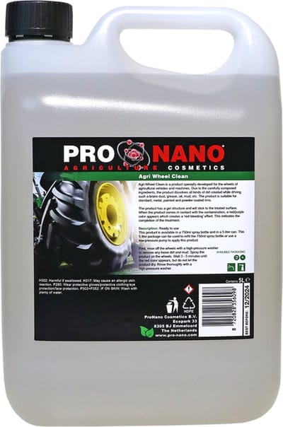 ProNano | Pro Nano Agri Wheel Clean 5L | Velgenreiniger speciaal ontwikkeld voor de wielen van landbouwvoertuigen en machines. Door de zorgvuldig geselecteerde ingrediënten lost het product alle soorten vuil op die ontstaan ​​tijdens het rijden zo
