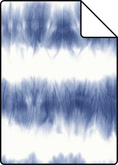 Proefstaal ESTAhome behang horizontale tie-dye shibori strepen jeans indigoblauw en mat wit - 26.5 x 21 cm - 148689-S