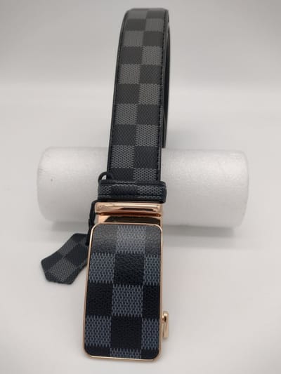 RR22-90.g.130 : Damier zwart/grijs gecoate canvas om leder riem met automatische goudkleurige buckle, 130 cm