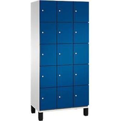 C+P Cambio lockerkast, 3 vakken, 15 vakken, op poten, B 900 x D 525 x H 1980 mm, lichtgrijs/enzianblauw