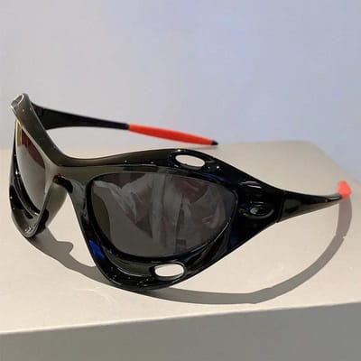Nieuwste Y2k Zonnebrillen Brillen Trendy Futuristisch Punk Spiegel Sport Mannen Oogkleding Modieus Ontwerp Buiten UV400 Zonnebrillen voor Dames 1PC black