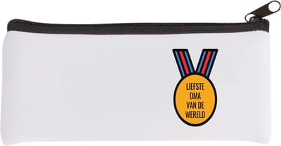 Akyol - liefste oma van de wereld Etui - Oma - de liefste oma - verjaardagscadeau - verjaardag - cadeau - cadeautje voor oma - oma artikelen - kado - geschenk - gift - 20 bij 9 cm