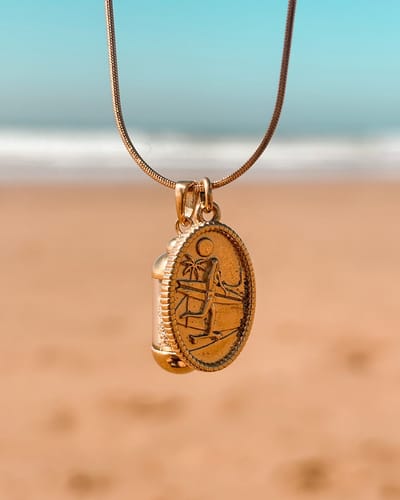 Laguna Treasures - Beach Pendant - ketting - skategirl - goud - snake ketting- Halsketting - Sieraden - Surf