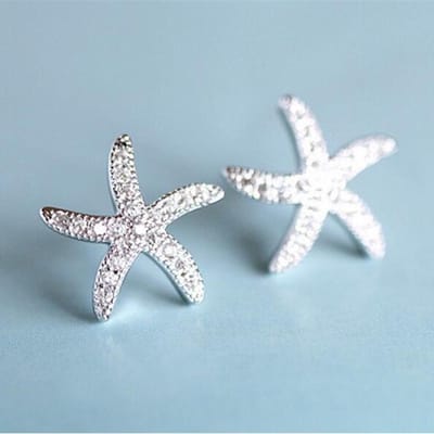 Huitan Luxe Kleur Zeester Oorknopjes Vrouwen Micro Pavé CZ Kristal Vijfpuntige Ster Statement Sieraden Drop Shipping white
