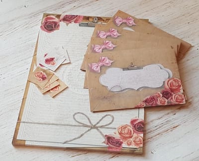 Briefpapier met enveloppen en sluitstickers - Set Rozen