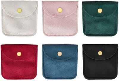 Dailygoods- Sieradenzakje Luxe Fluwelen Afwerking - Cadeauzakje voor Ringen/Armbanden/Halskettingen/Oorbellen - Compact Formaat 8 x 8 cm - Veilige Sluiting met Drukknop - Verkrijgbaar in Zes Kleuren