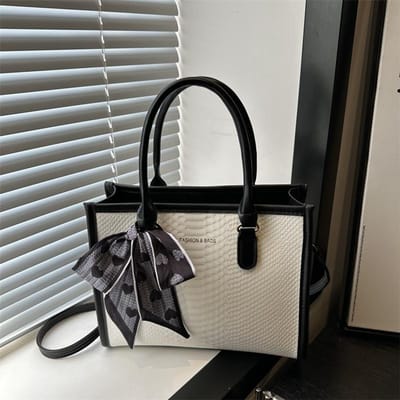 Premium Commuter Tote Bag Eén Schouder Dames Tas Nieuwe Zomer Veelzijdige Crossbody Tas Handheld Class Tas gray
