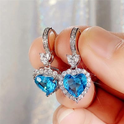 Huitan Blauw/Granaat Hart Zirkonia Bruiloft Oorbellen voor Vrouwen Eeuwige Liefde Oorbellen Verlovingsaccessoires Mode Sieraden brown