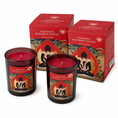 Green Tree – Buddhist Tantra Geurkaarsen – Set van 2 Stuks – 8 × 8 × 9,5 cm – Rood in Donker Glas – 40–45 Branduren per Kaars