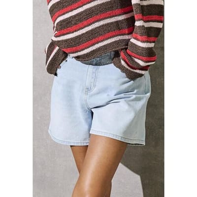 Only blauwe dames broek   Bleached wash wassing   Regular fit   Steekzakken   Knoop- en ritssluiting   High waist Blauw XS