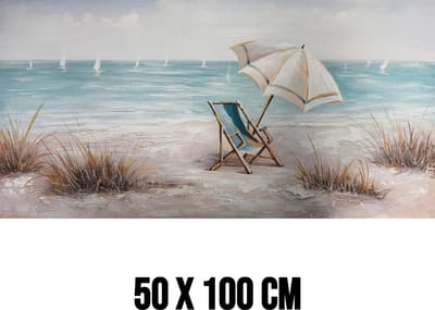 Allernieuwste.nl® Canvas Schilderij Strand met Strandstoel en Zeilboten – 50 x 100 cm – Zee -Muurdecoratie – Wanddecoratie – Poster