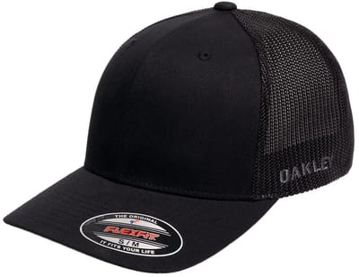 Oakley Apparel Golf Cresting Trucker Pet Zwart S-M