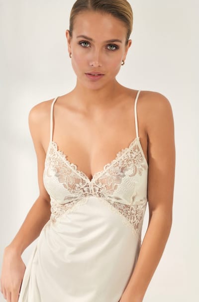 Promise - Perla Nachtjurkje - maat M - Beige