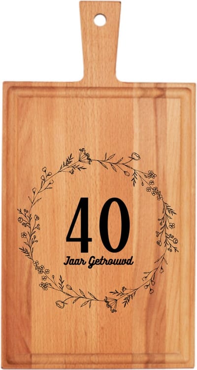 JM Woods - 40 JAAR GETROUWD - Borrelplank met handvat 38 x 20 cm - Serveerplank - Hapjesplank - Kaasplank - Cadeau tip!