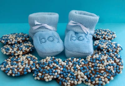 Geboorte wenskaart (a6) – Baby jongen slofjes kaart | Kleintje Fotografie