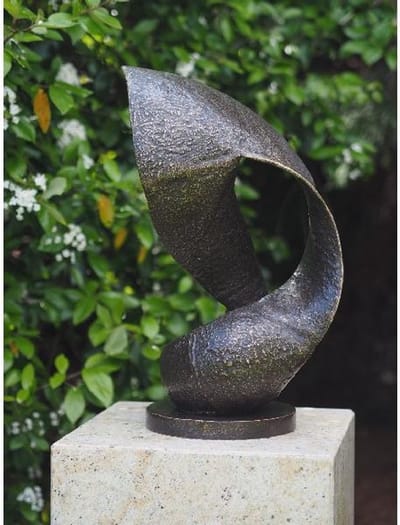 Tuinbeeld - bronzen beeld - Moderne sculptuur "Wave" - Bronzartes - 55 cm hoog