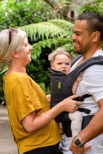 Boba Classic Baby Draagzak - Ergonomisch en Verstelbaar - Geschikt voor Buik- en Rugdragen - Vanaf Pasgeborene tot Peuter (3.5-20 kg) - Kleur Leisteen