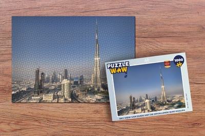 Puzzel Sky view van Dubai met de opvallende Burj Khalifa - Legpuzzel - Puzzel 1000 stukjes volwassenen