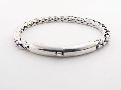 Gevlochten zilveren armband met kliksluiting - pols 19 cm