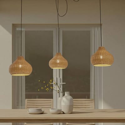 Lucande buiten hanglamp Taniola, 3-lamps, beige, rotan, IP44