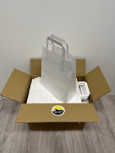 KURTT - Papieren draagtas / papieren tassen 22+10x28cm wit, 25 stuks - met video
