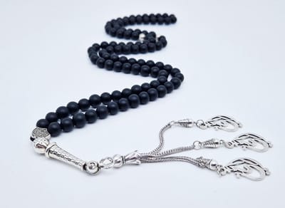 Handgemaakte tesbih "Tasbih" natuursteen "Mat zwart onyx" - Aantal kralen 99 - Diameter kralen 8MM - met metaal tassel "Mijn moeder" - Een mooi cadeau-idee