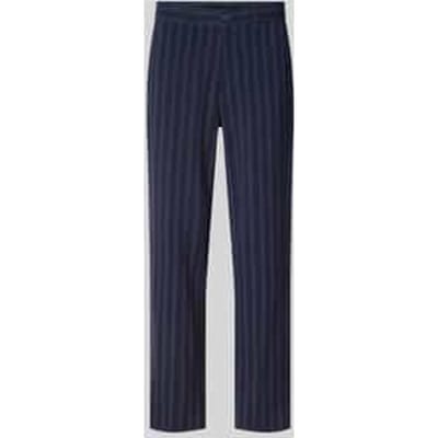 Broek met streepmotief