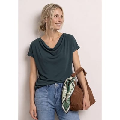 Shirt met hangende schouders en watervalvoorkant