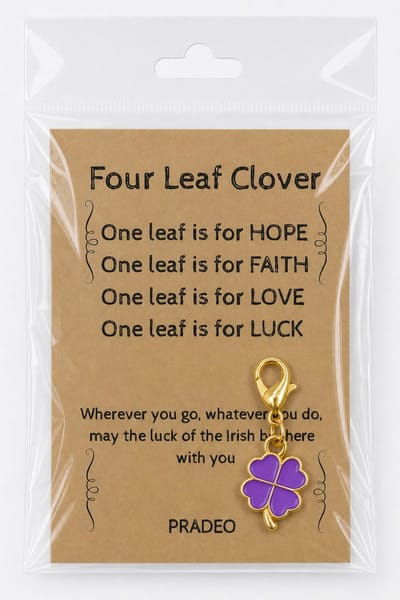 Pradeo - Klavertje Vier Sleutelhanger - Hangertje - Klavertje 4 - Four Leaf Clover - Key Chain - Pocket Hug - Geluk - Klein Geschenk - Bedankt Cadeautje / Kaartje - Familie, Vrienden, Collega of Meester & Juf - Met Kaartje Met Tekst - Paars
