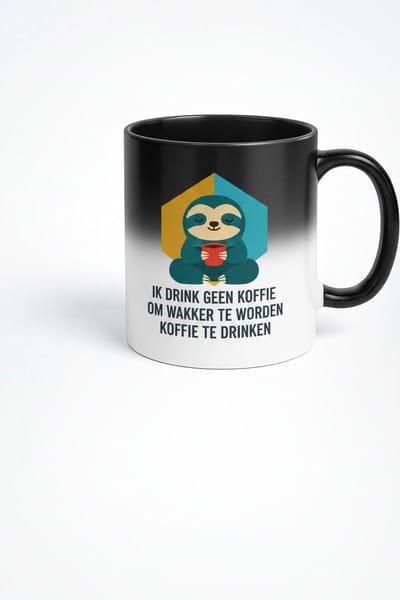 Ik Drink Geen Koffie Sloth Magic Mok - Zwarte Tovermok met Verrassingsprint