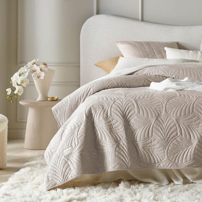 Dailygoods- Sprei 240 x 260 cm - Fluweelzacht - Duurzaam - Woondeken/Bedsprei - Exclusief Design - Hoogwaardige Afwerking