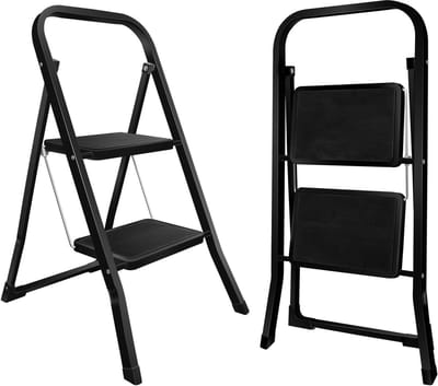 Trapladder, 2 treden, ladder, vouwtreden, huishoudladder, belastbaar tot 150 kg, staande ladder voor werkzaamheden in huis en tuin
