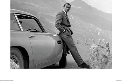 Pyramid Poster - James Bond Aston Martin - 60 X 80 Cm - Multicolor