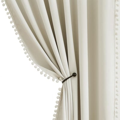 Unyqoos ® Verduisterende Gordijnen met Pompons voor Stijlvolle en Warme Interieurs