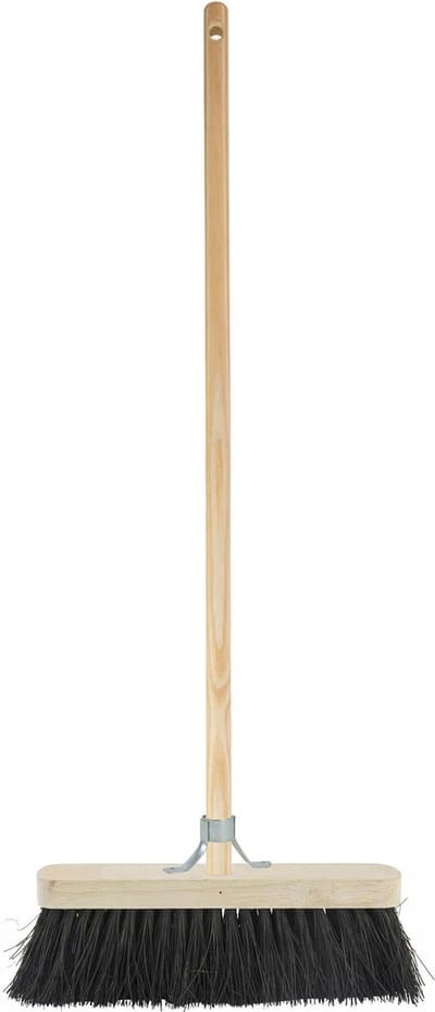 Betra Buitenbezem - FSC hout - natuurvezel - hard - 30 x 140 cm
