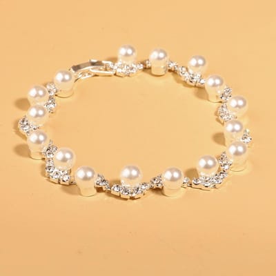 Stijlvolle en Elegante Sprankelende Strass Parel Armbanden, Bruidsaccessoires, Bruiloft Accessoires zilver